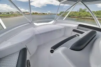 Thumbnail von Viking 72 Convertible LADY SURFBUM