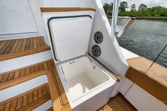 Thumbnail von Viking 72 Convertible LADY SURFBUM