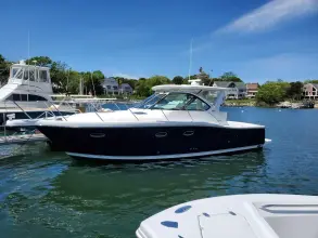 Thumbnail von Tiara Yachts 3200 Open Blue Eyes