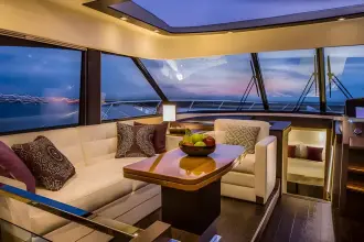Thumbnail von Tiara Yachts 50 Coupe
