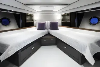 Thumbnail von Tiara Yachts 50 Coupe