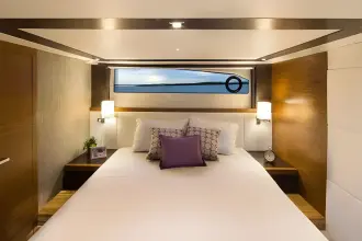 Thumbnail von Tiara Yachts 50 Coupe