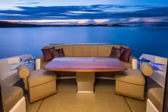 Thumbnail von Tiara Yachts 50 Coupe