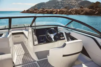 Thumbnail von Sea Ray SPX 210