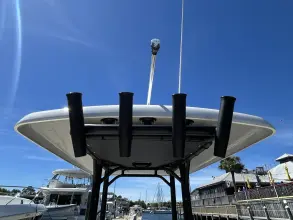 Thumbnail von Boston Whaler 210 Montauk