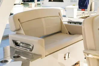 Thumbnail von Boston Whaler 350 Realm