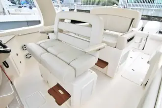 Thumbnail von Boston Whaler 350 Realm