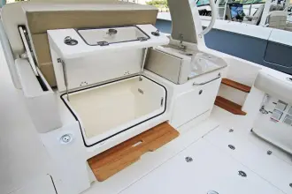 Thumbnail von Boston Whaler 350 Realm