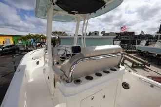 Thumbnail von Boston Whaler 250 Dauntless