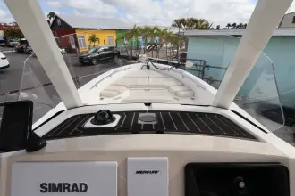 Thumbnail von Boston Whaler 250 Dauntless