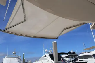 Thumbnail von Tiara Yachts 43LS