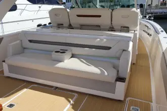 Thumbnail von Tiara Yachts 43LS