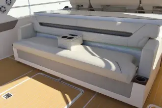 Thumbnail von Tiara Yachts 43LS