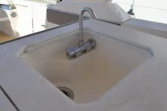 Thumbnail von Tiara Yachts 43LS