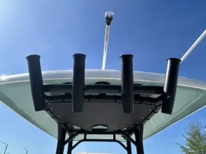 Thumbnail von Boston Whaler 210 Montauk