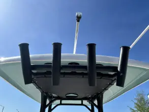Thumbnail von Boston Whaler 210 Montauk