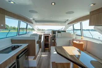 Thumbnail von Cruisers Yachts 42 Cantius