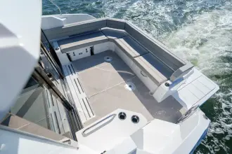 Thumbnail von Cruisers Yachts 42 Cantius