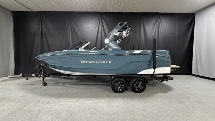 MasterCraft XT23
