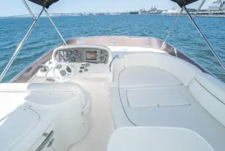 Thumbnail von Azimut 62