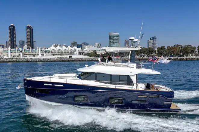 Azimut 50