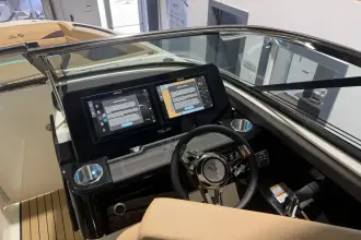 Thumbnail von Sea Ray SLX 280 Außenborder