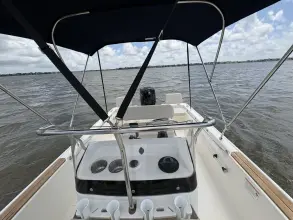 Thumbnail von Boston Whaler 170 Montauk