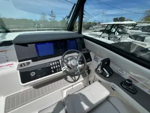 Thumbnail von Sea Ray 320 Sundancer Außenborder