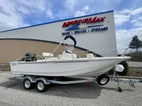 Thumbnail von Boston Whaler 210 Montauk