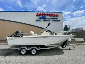 Thumbnail von Boston Whaler 210 Montauk