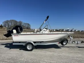 Thumbnail von Boston Whaler 170 Montauk