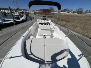 Thumbnail von Boston Whaler 170 Montauk
