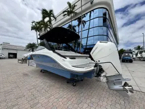 Thumbnail von Sea Ray SLX 260 Außenborder