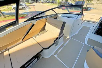Thumbnail von Sea Ray SPX 210