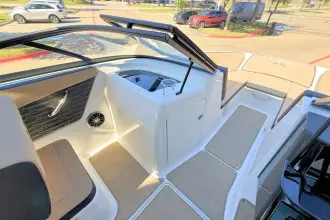 Thumbnail von Sea Ray SPX 210