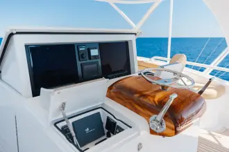Thumbnail von Viking 82 Kokpit Motor Yat VICTORY
