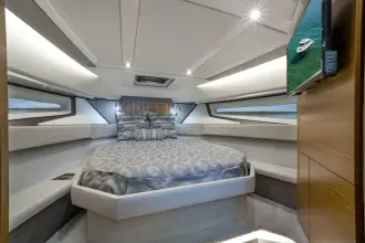 Thumbnail von Tiara Yachts 43LE