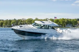 Thumbnail von Tiara Yachts 43LE