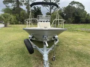 Thumbnail von Boston Whaler 150 Montauk
