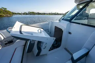 Thumbnail von Tiara Yachts 34LX MULLIGAN