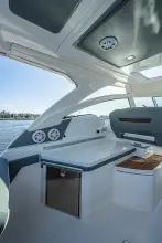 Thumbnail von Tiara Yachts 34LX MULLIGAN