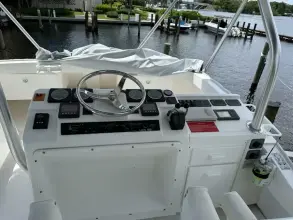 Thumbnail von Luhrs 38 Convertible Whiskey Romeo