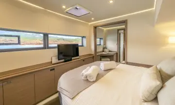 Thumbnail von Fountaine Pajot Alegria 67 Semper Fidelis