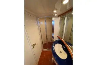 Thumbnail von Azimut 62 POLINA