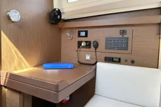 Thumbnail von Beneteau Oceanis 40.1