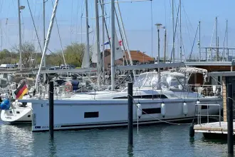 Thumbnail von Beneteau Oceanis 46.1