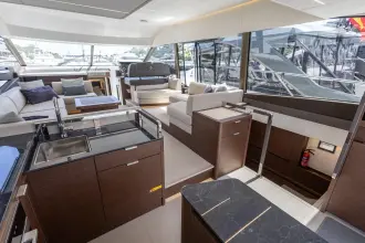 Thumbnail von Prestige 590 Einen Schritt näher