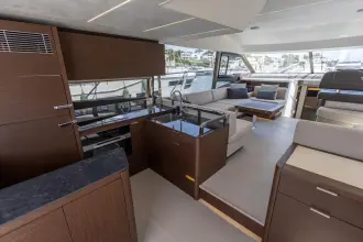Thumbnail von Prestige 590 Einen Schritt näher