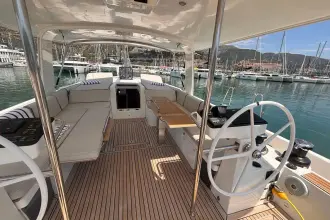 Thumbnail von Beneteau Oceanis Yacht 54