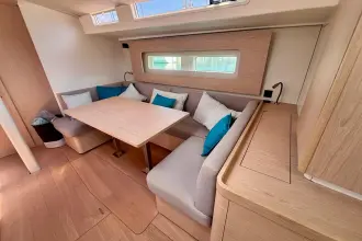 Thumbnail von Beneteau Oceanis Yacht 54